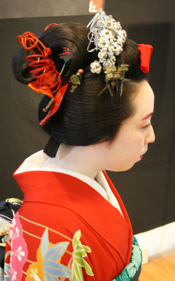 日本髪の本　結髪78工程連続写真掲載　島田髷　十二単　束帯　時代衣装　簪　髪型
